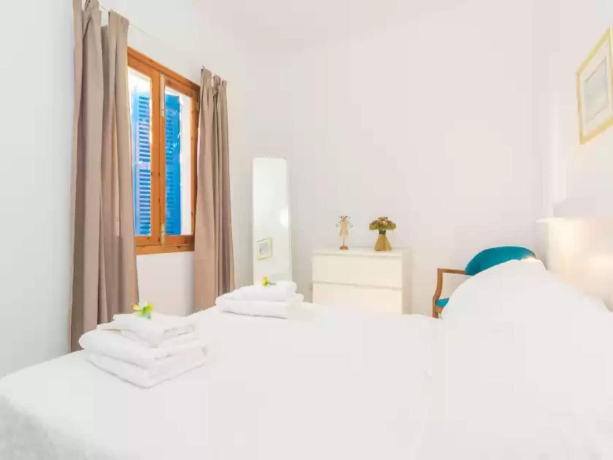 Pleasant Near Centre Chalet *